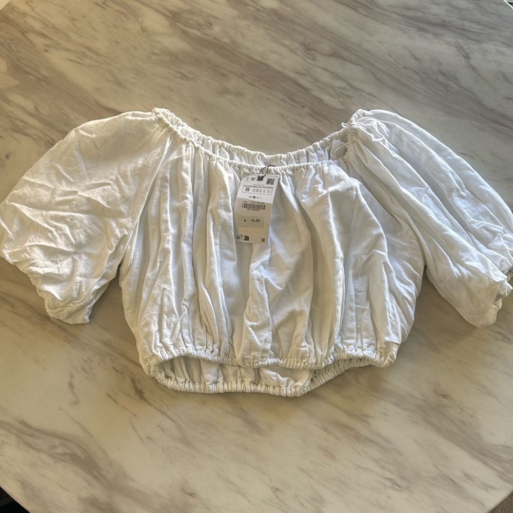 Zara - New With Tag - Off the shoulder top - White Size S